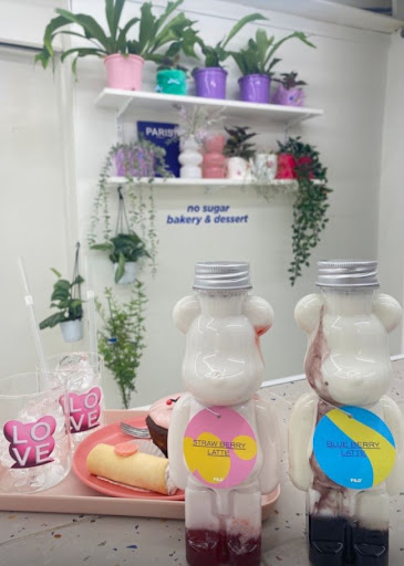 필로베이커리, 홍대카페 중 디저트 구성이 다양한 베이커리 카페 안내